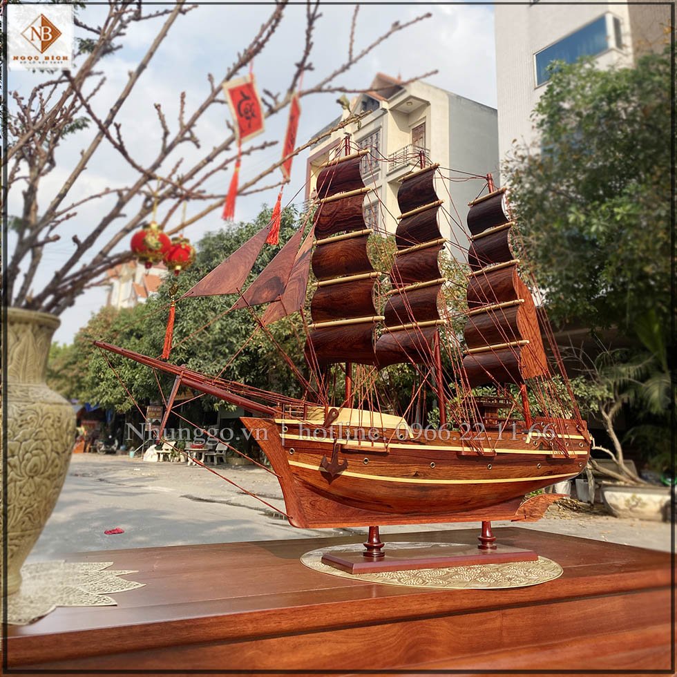 Mo_hinh_thuyen_Kaiwo_Nhat_Ban_trang_tri_tet.jpg