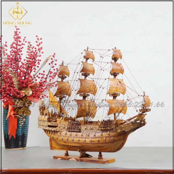 Mô Hình Thuyền Gỗ Sưa Đỏ dài 70cm 