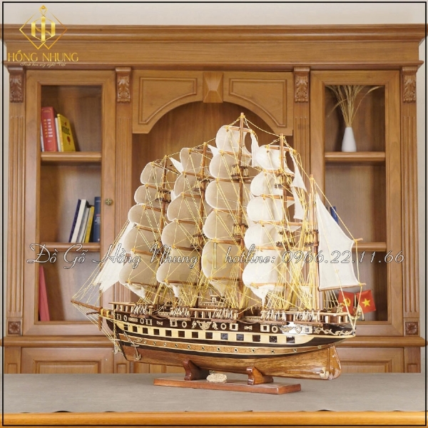 Mô hình thuyền buồm vải dài 80cm 