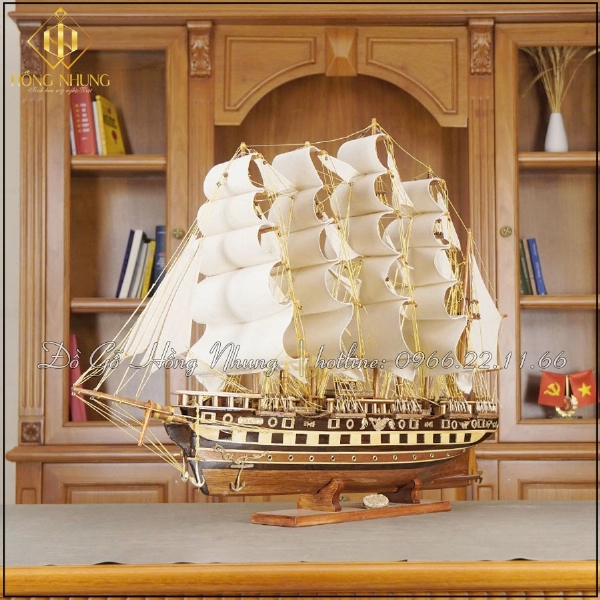 Mô hình thuyền buồm vải dài 80cm 