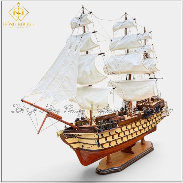 Thuyền chiến cổ mẫu Apollo