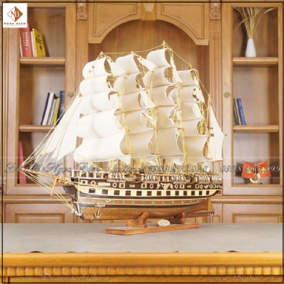 Mô Hình Thuyền Buồm Gỗ Tràm