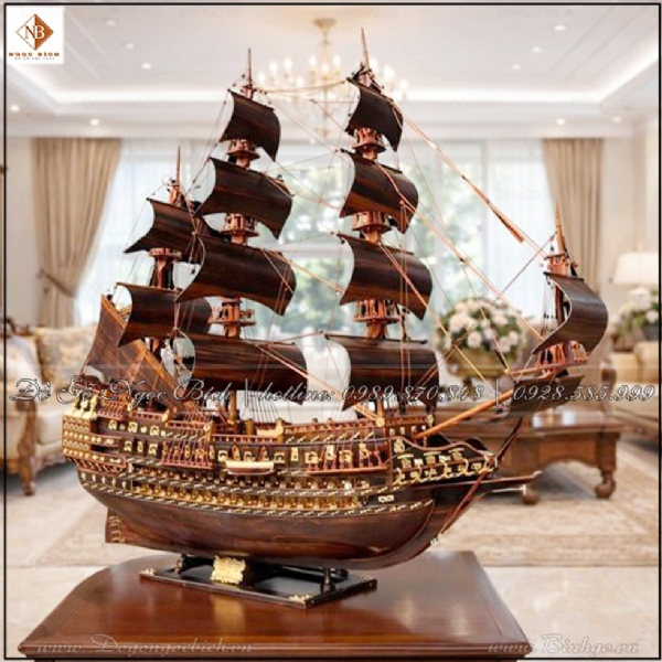 Thuyền buồm phong thủy Gỗ Trắc phòng khách