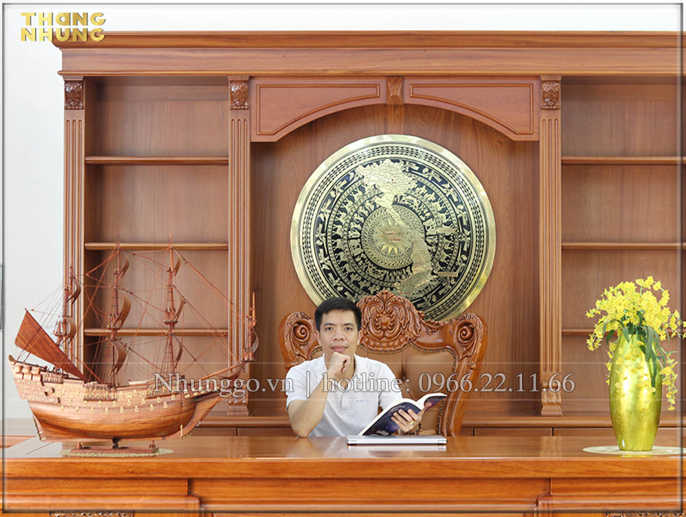 Thuyền căng buồm thuận gió là ngụ ý cầu mong mọi chuyến đi, cuộc làm ăn luôn thuận lợi