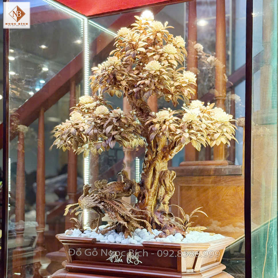 Chậu hồng cổ bonsai gỗ sưa là lựa chọn trang trí mang lại tinh thần và phong thủy cho không gian sống 