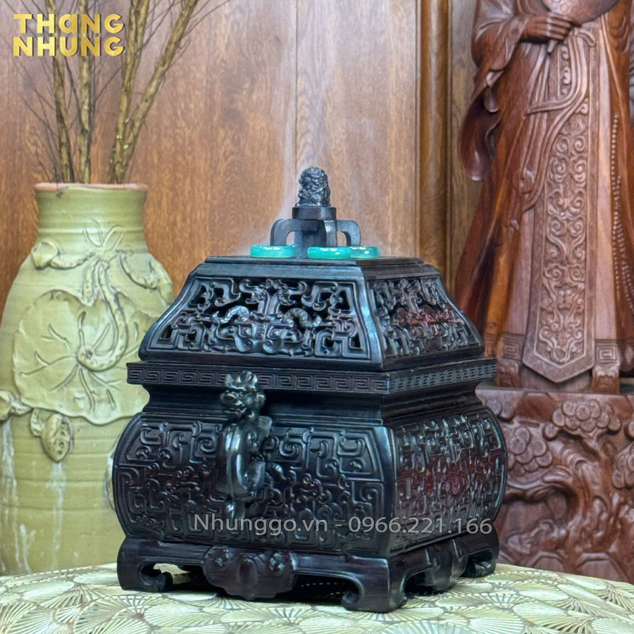 Tạo hình con Lân mang ý nghĩa thanh tẩy , xua đổi khí xấu 